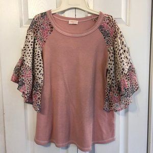 Hailey & Co. Flounce Short Sleeve Blouse
